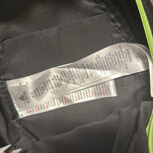 Disney cross body bag - Picture 8 of 9